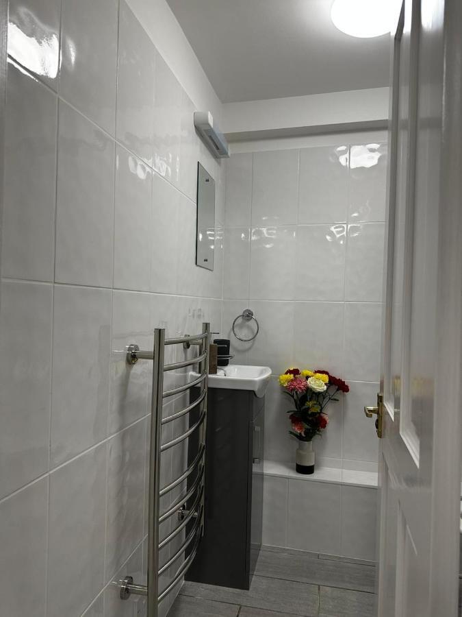 Colchester Central City East Bay Apartment מראה חיצוני תמונה